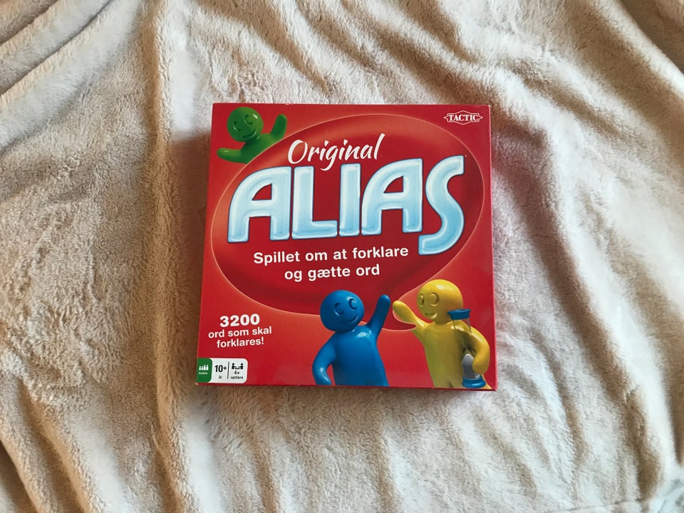 Alias, Familie og taktikspil,