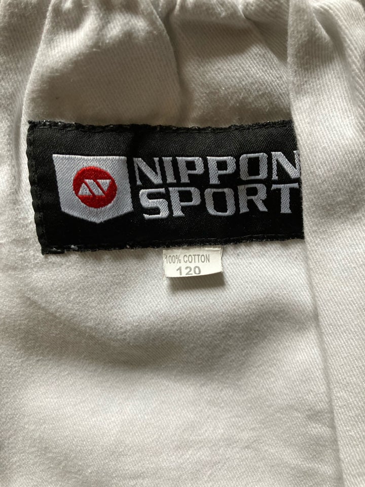 Karatedragt, Nippon sport, Nippon