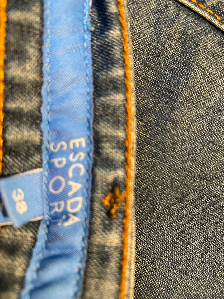 Jeans, Escada, str. 38