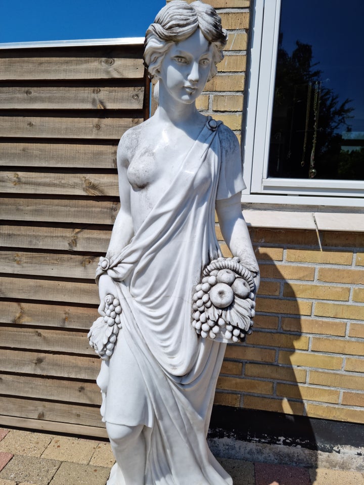 Marmor figur Stor kvinde