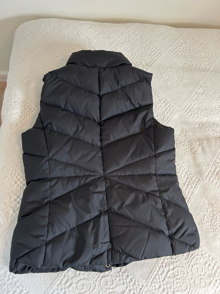 Vest, str. 38, Esprit