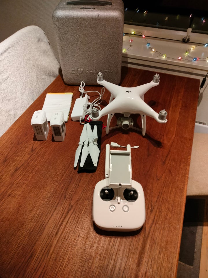 Drone, DJI phantom 4