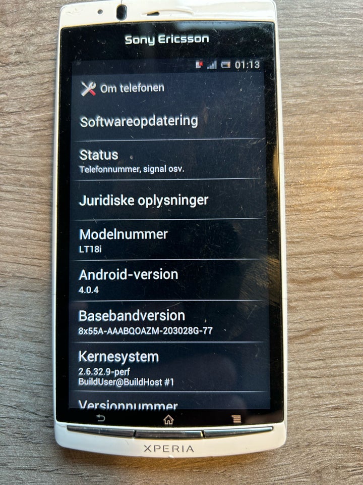 Sony Ericsson Xperia LT18i, God