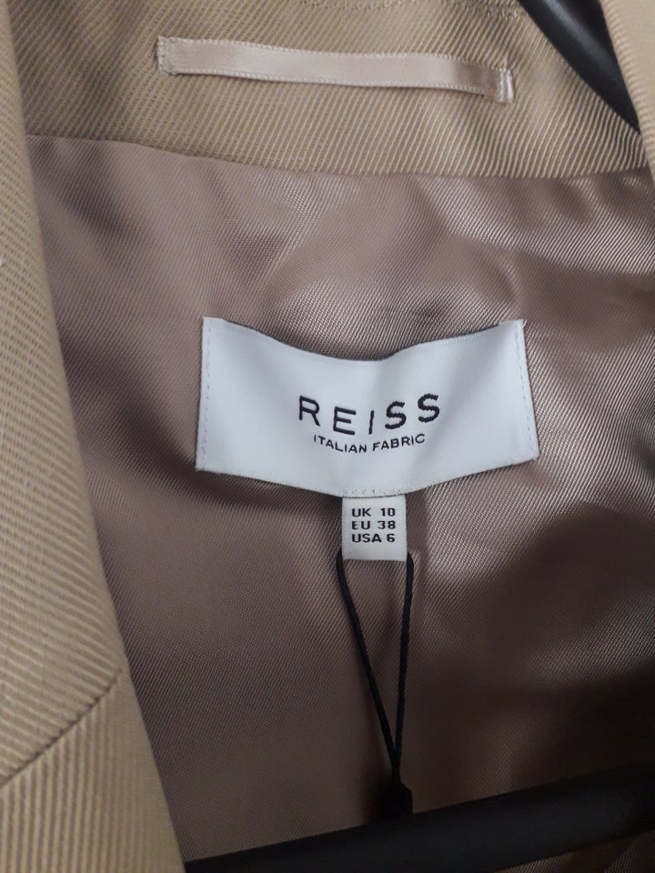 Blazer, str. 38, Reiss