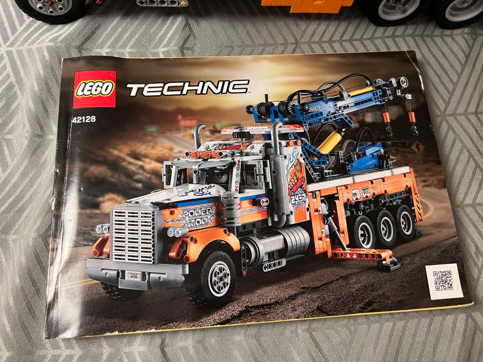 Lego Technic, 42128