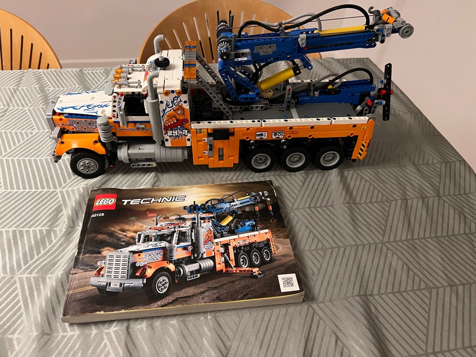 Lego Technic, 42128