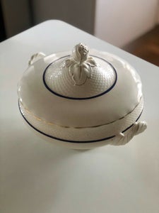 Porcelæn Suppeterrin i porcelæn