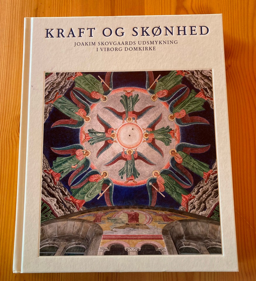 Kraft og skønhed, Iben Overgaard