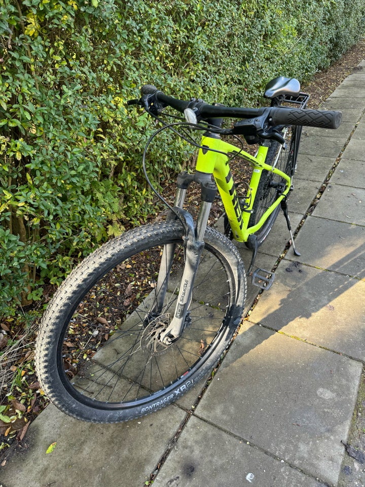 Trek Marlin 5, hardtail, 21 gear