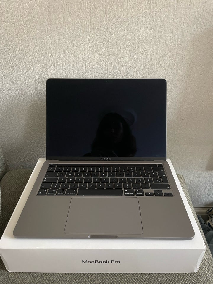 MacBook Pro, A2338, 16 GB ram