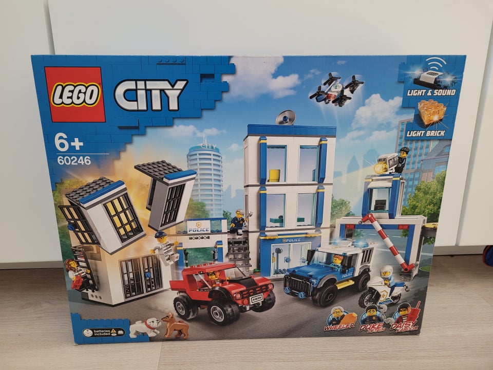 Lego City 60246 Police Station