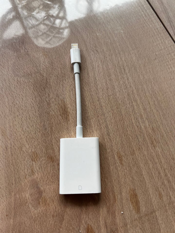 Adapter, t. iPhone, God