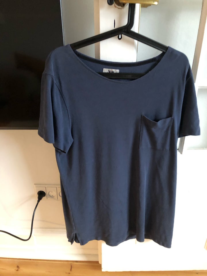 T-shirt, Acne, str. L