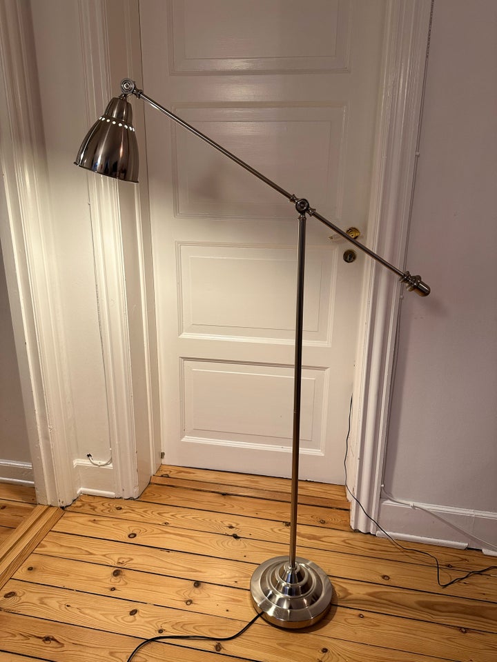 Gulvlampe Ikea