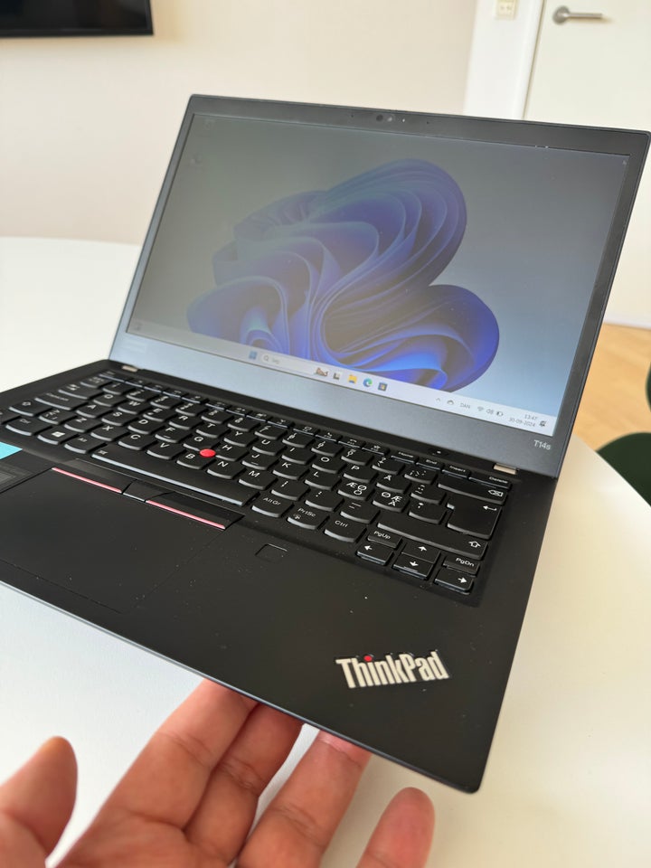 Lenovo T14s, 2.61 GHz, 16 GB ram