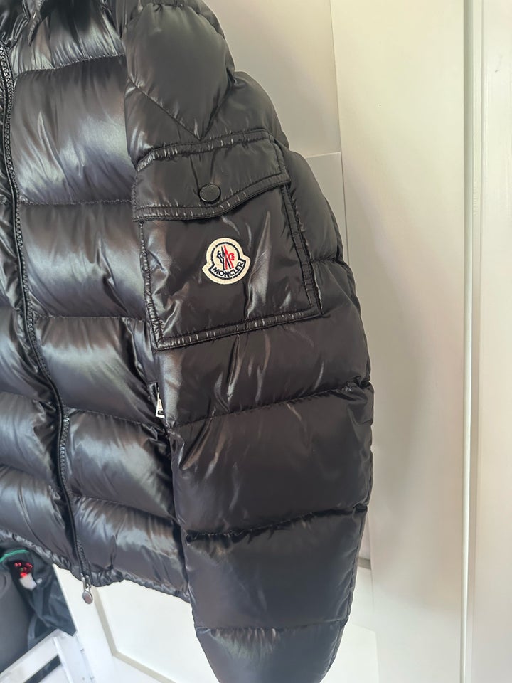 Dynejakke, str. XL, Moncler