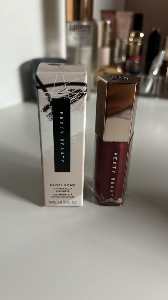 Makeup, Lipgloss, Fenty Beauty