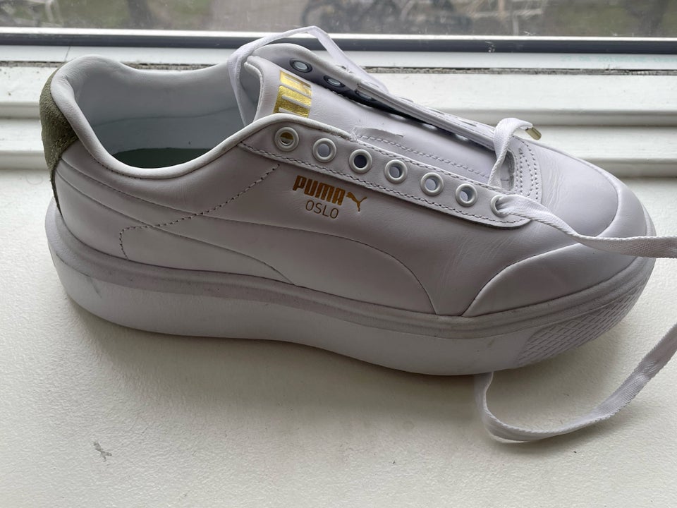 Sneakers, str. 37, Puma