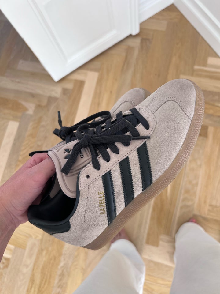 Kondisko, str. 38,5, Adidas