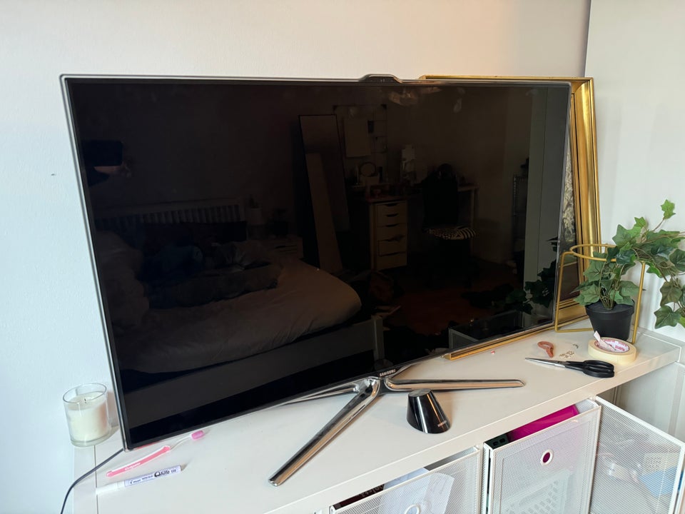 Samsung TV 46”