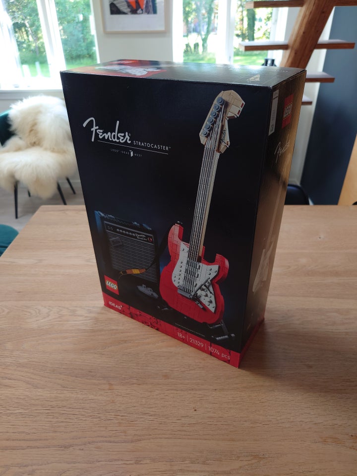 Lego Ideas Fender Stratocaster