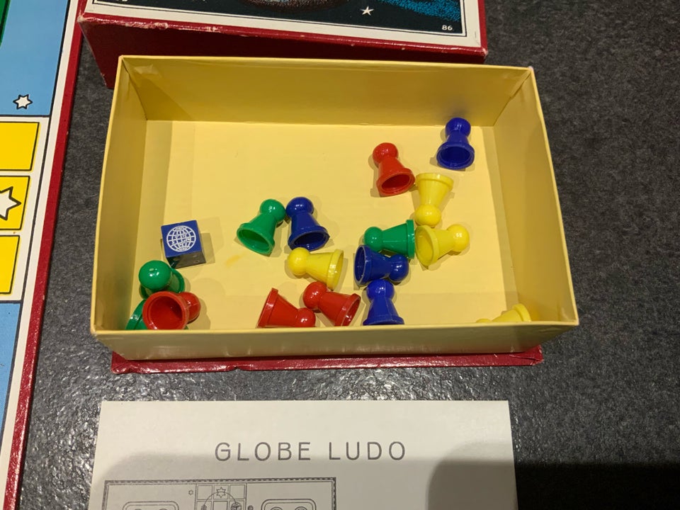 Globe ludo, Gammelt familiespil,