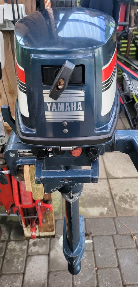 Yamaha påhængsmotor, 4 hk, benzin