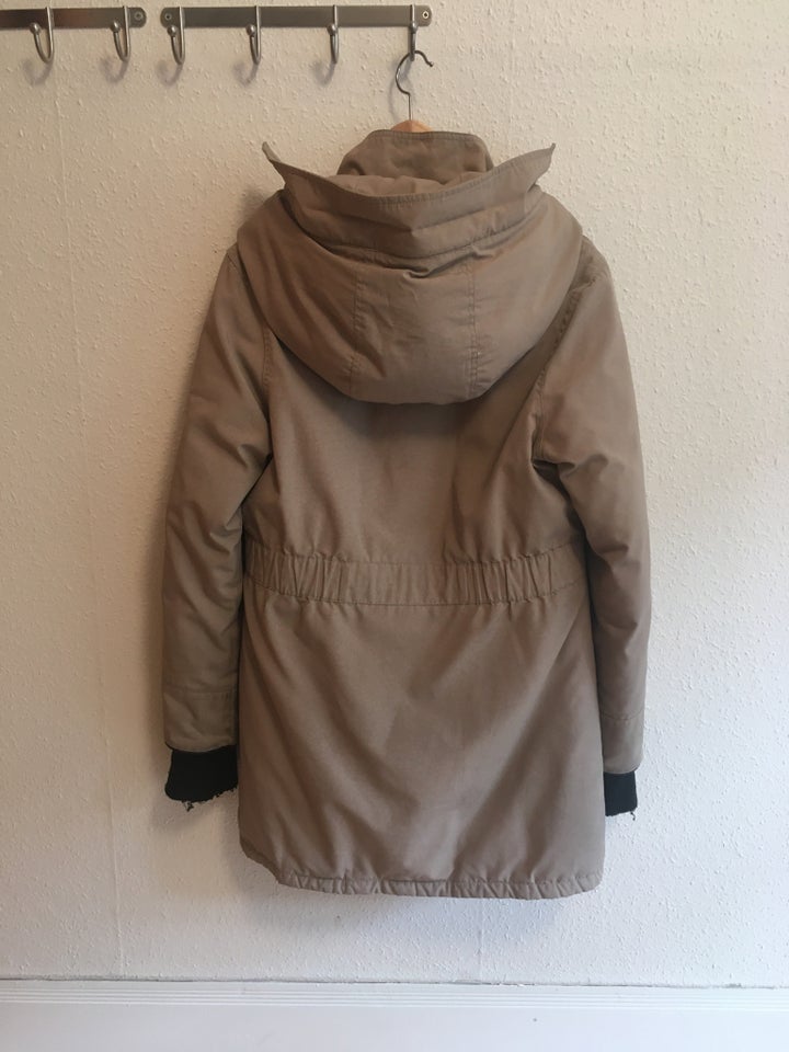 Vinterjakke, str. 34, Canada Goose