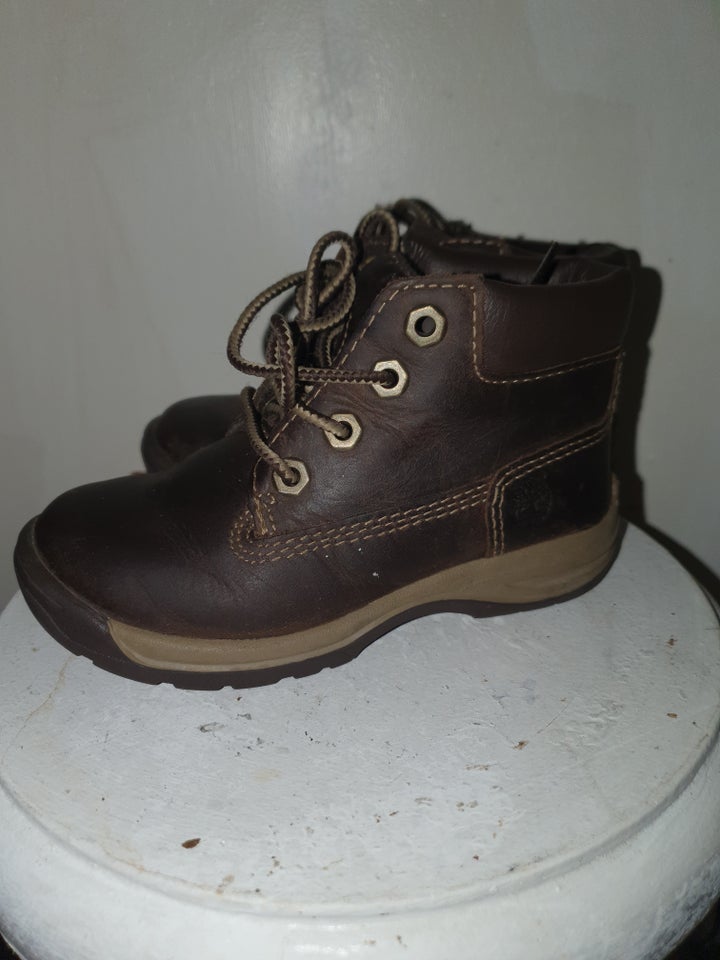 Fritidssko, str. 23, Timberland