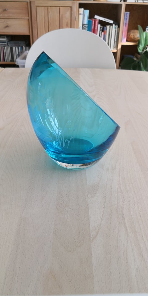 Glas skål/vase, motiv: Svaner