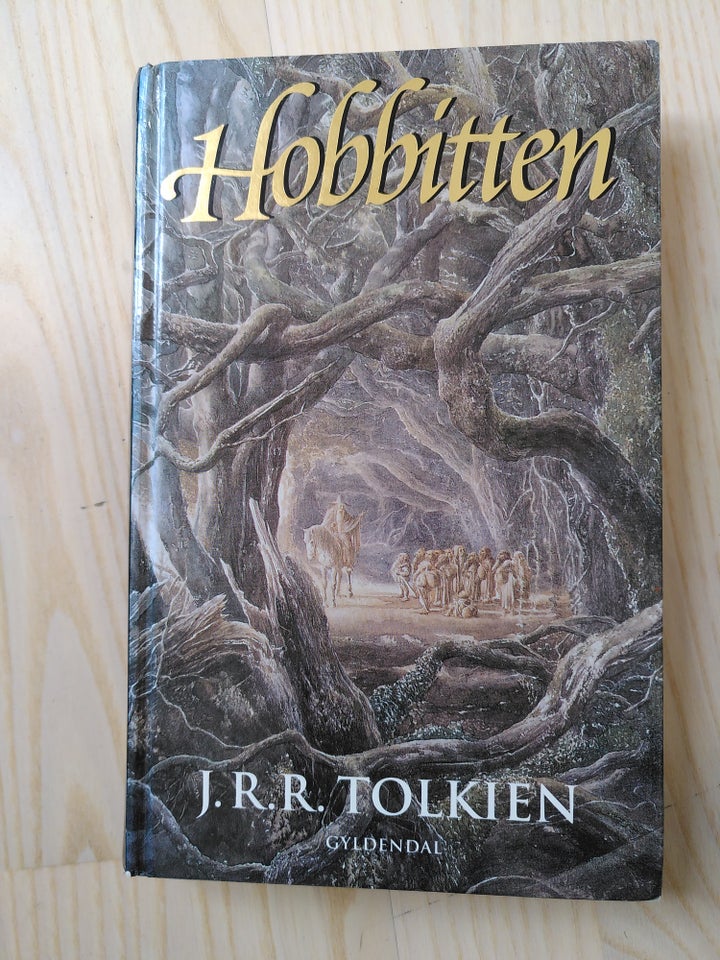 Hobbitten  J R R Tolkien  genre: