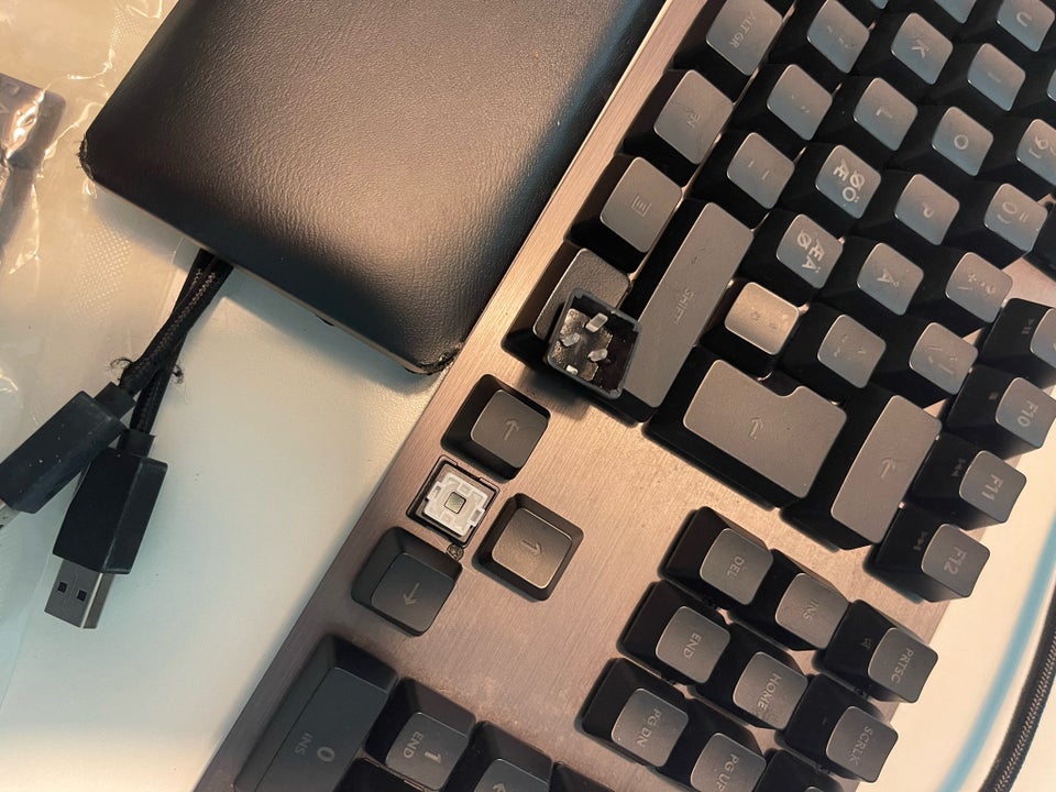 Tastatur, Logitech, G513