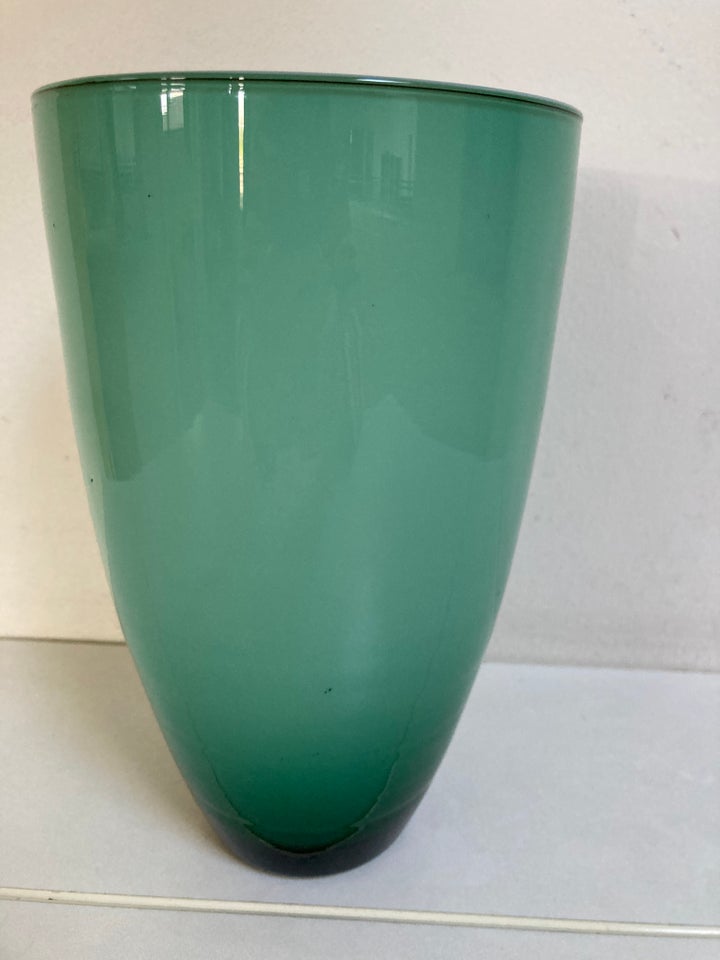 Grønturkis glasvase / lys grøn vase