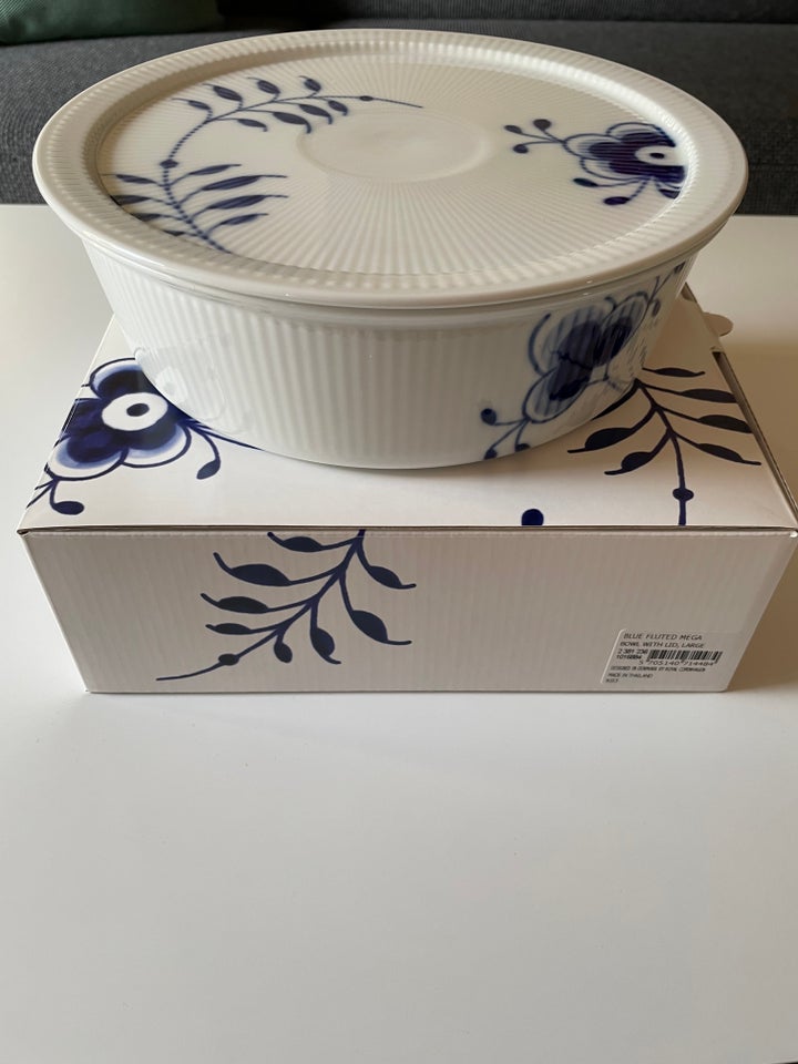 Porcelæn, Skål med låg, Royal