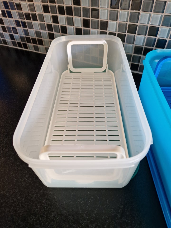 Blandet tupperware, Tupperware