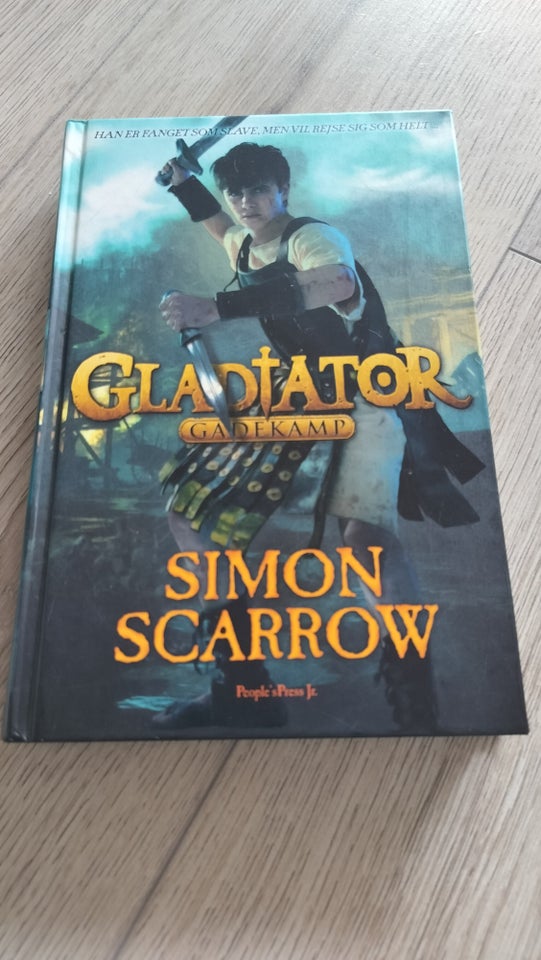 Gadekamp, Simon Scarrow, genre: