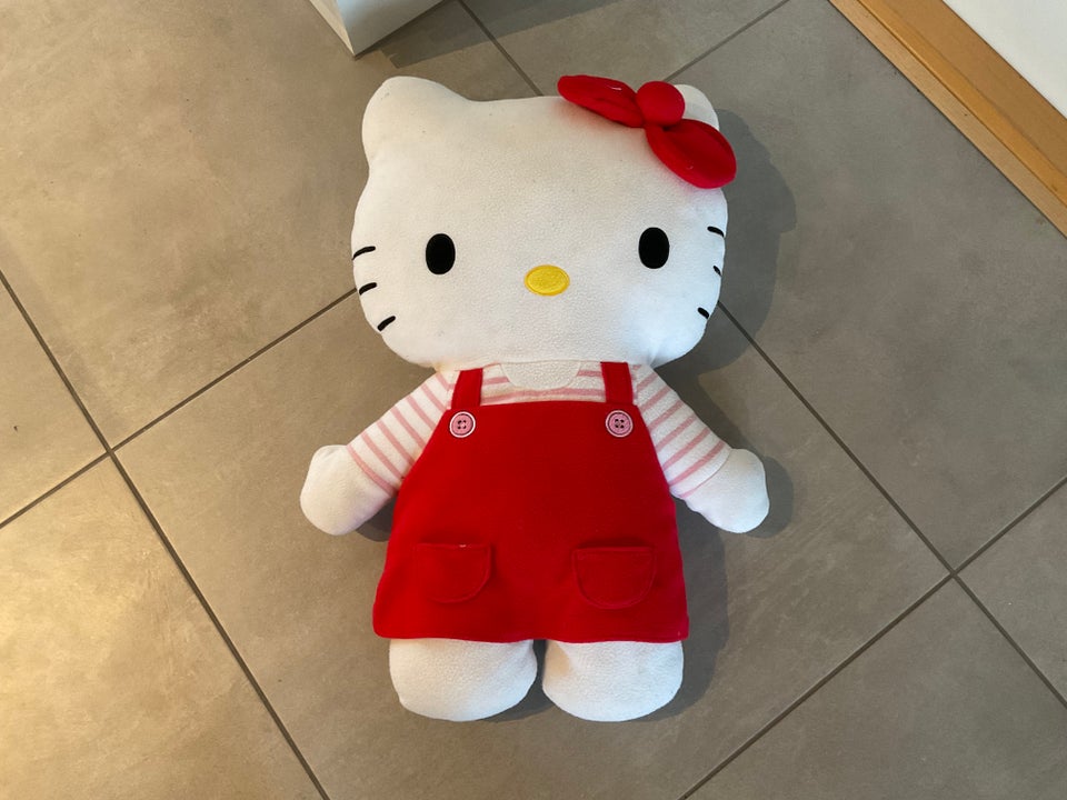 Hello Kitty, Bamse