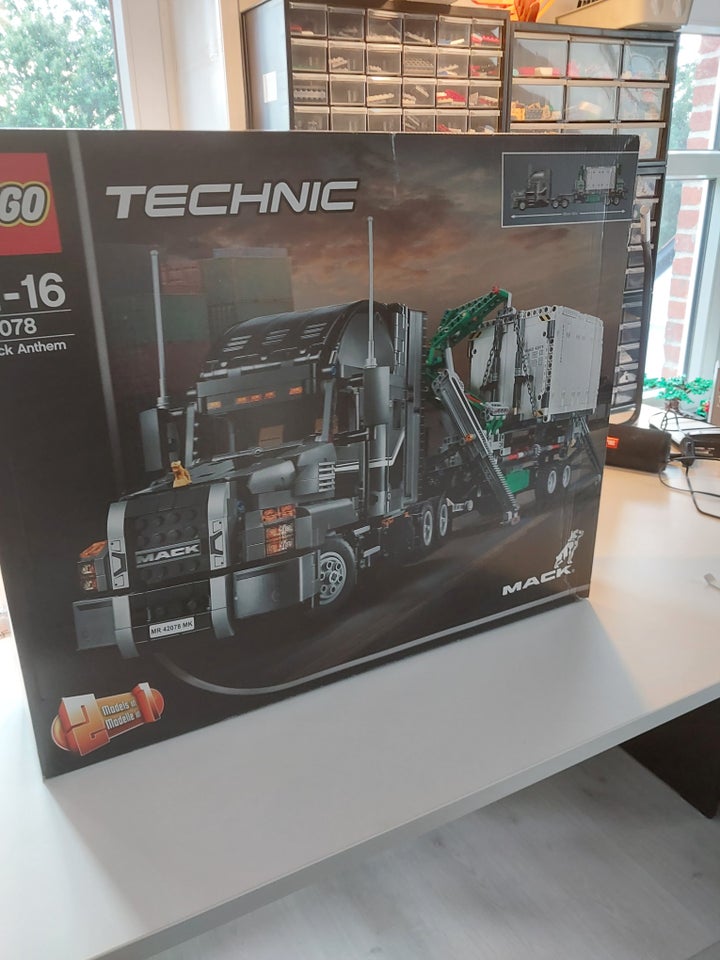 Lego Technic, Mack truck