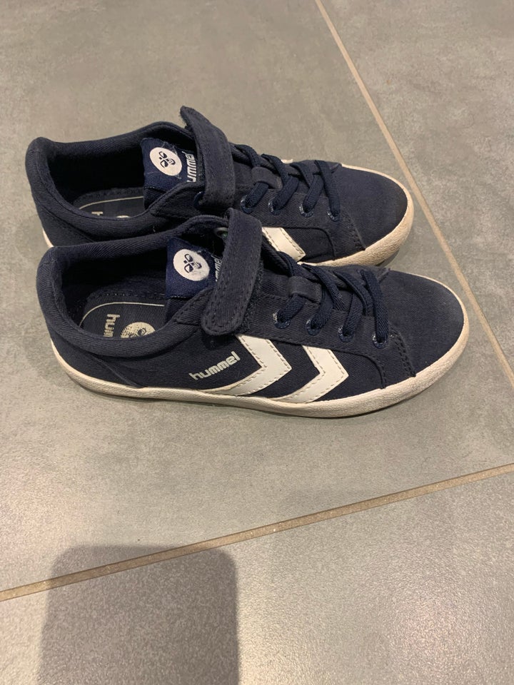 Sneakers str 31 Hummel