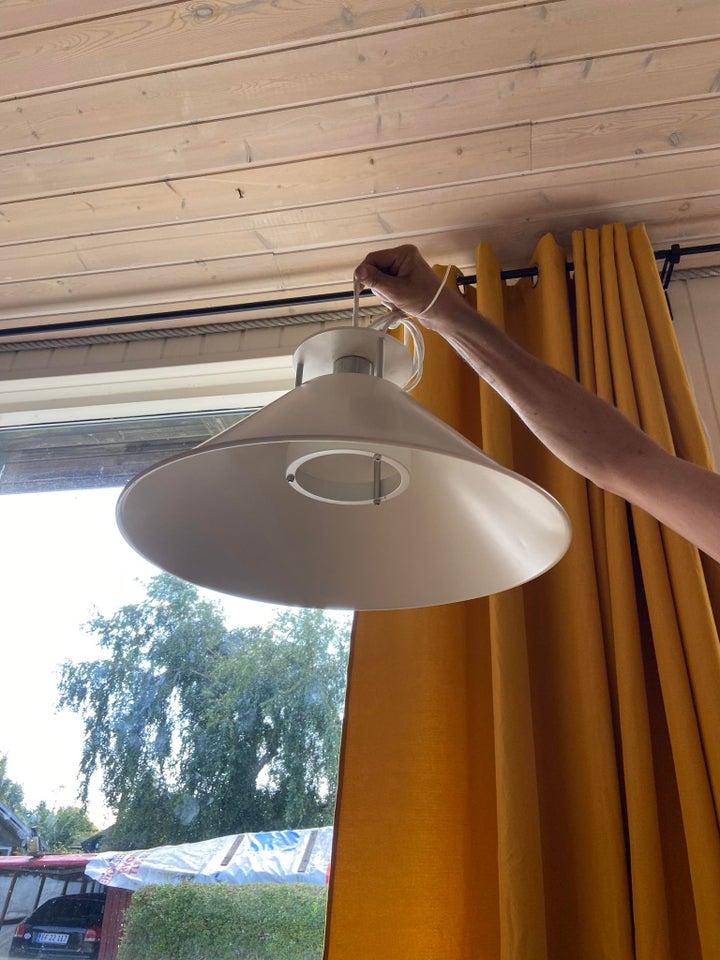 Anden loftslampe