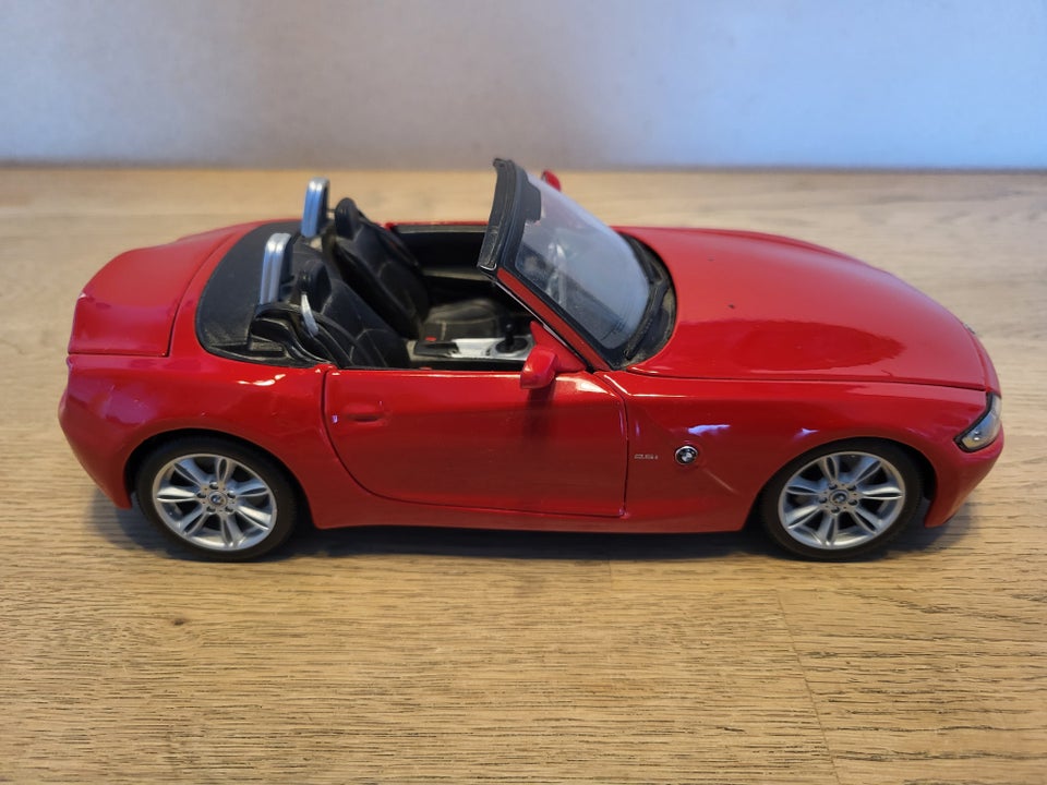 Modelbil, BMW Z4 Cabriolet, skala