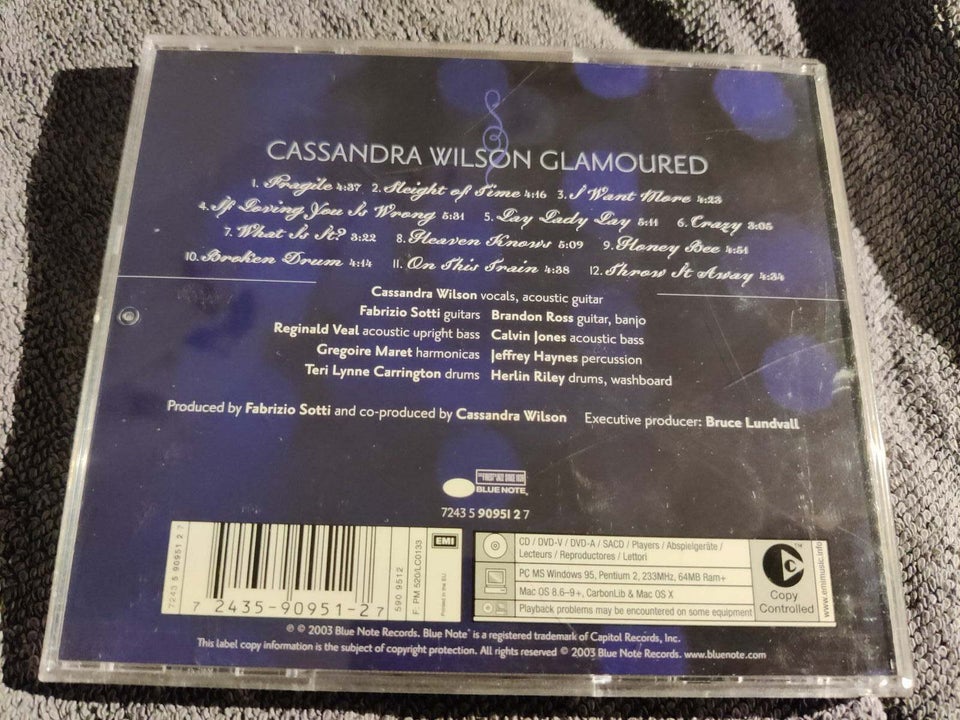 Cassandra Wilson: glamoured, jazz