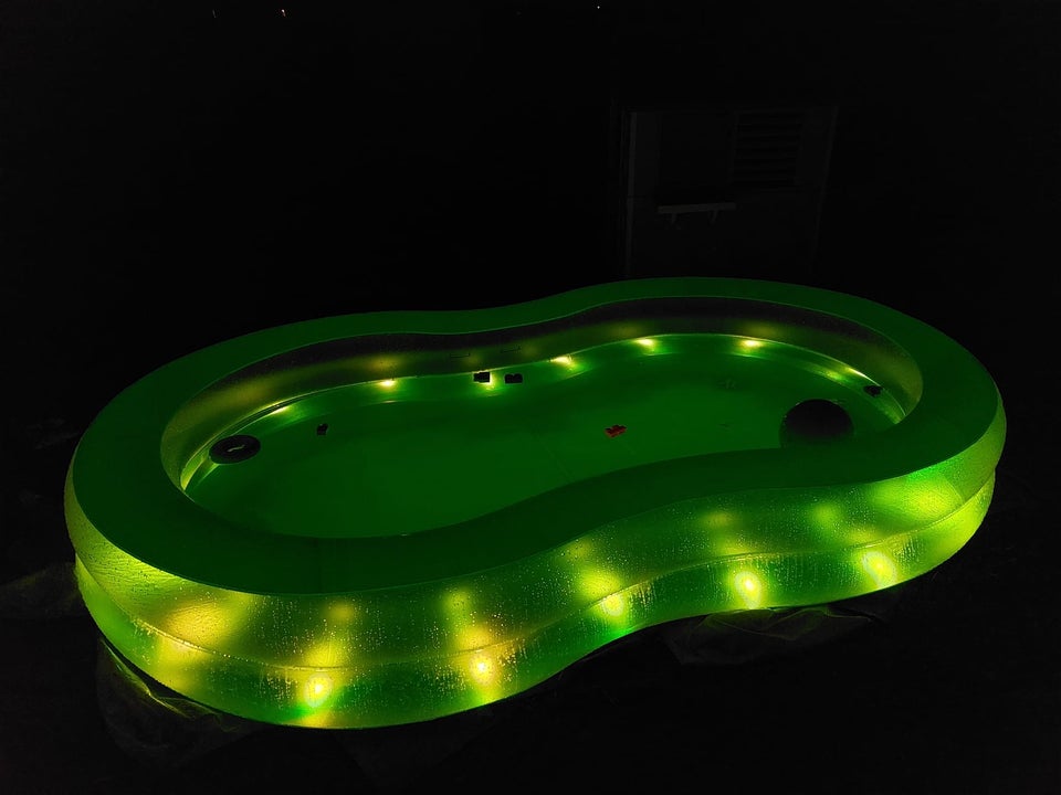 Badebassin Pool med LED LYSSHOW -