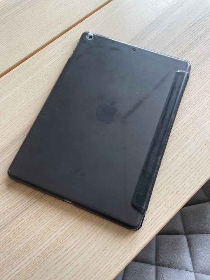 iPad Air, 16 GB, sort