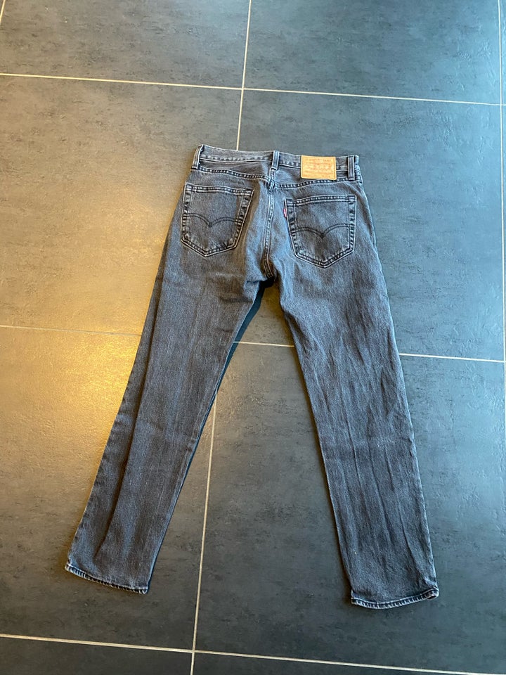 Jeans, Levis, str. 28