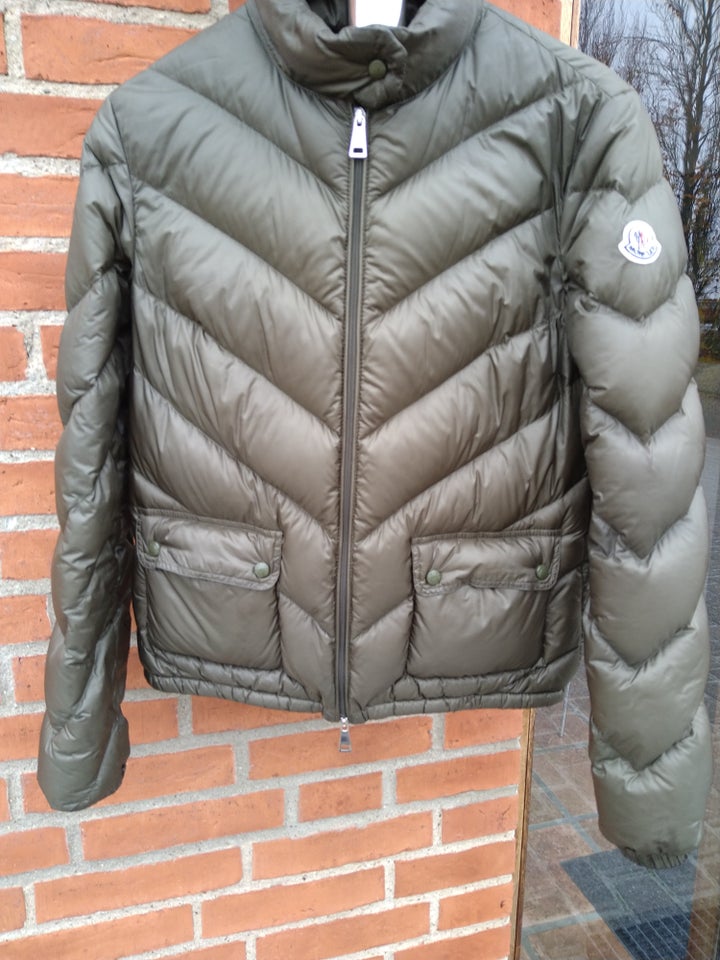 Dynejakke, str. 38, Moncler