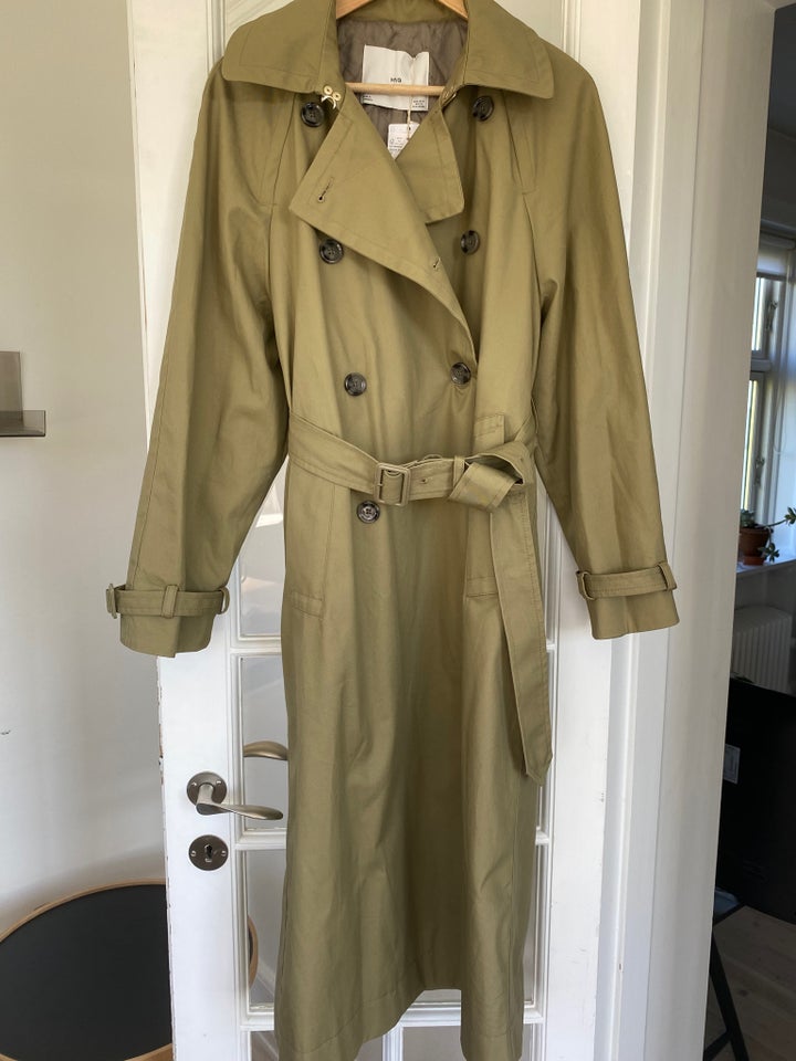 Trenchcoat, str. 36, Mango