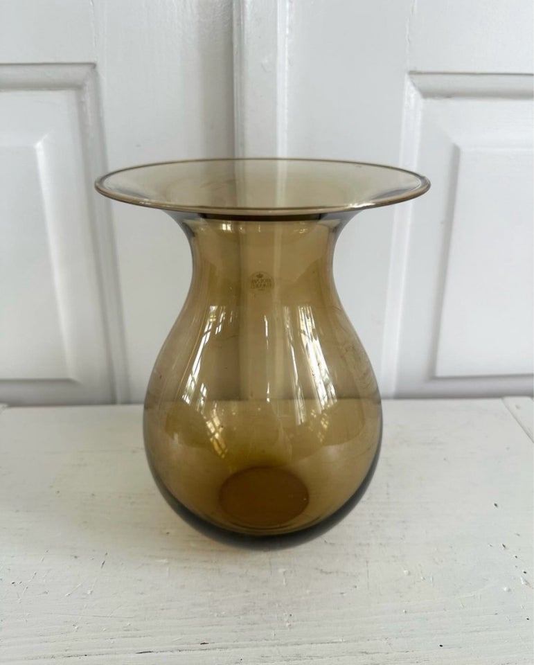 Vase, Skøn Holmegaard glasvase,