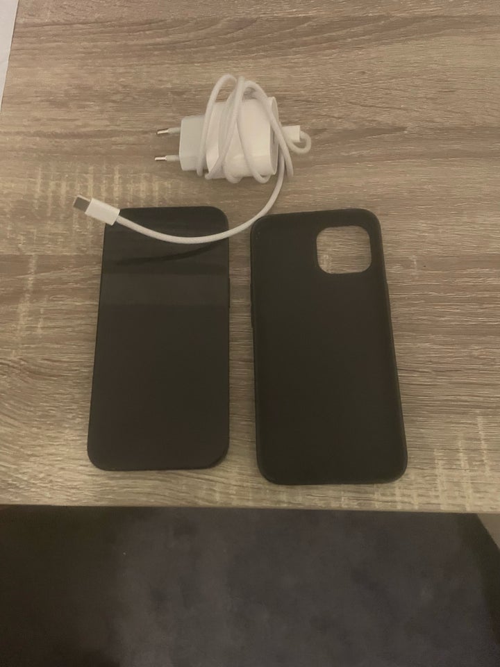 iPhone 15, 128 GB, sort