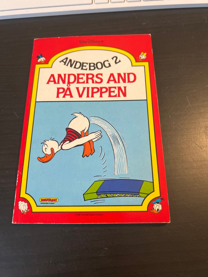 Andebog 2: Anders And på vippen,